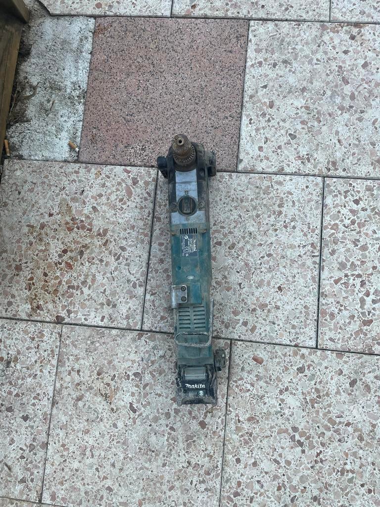 Makita Boortol 40V - Gebruikt maar in prima staat, Ophalen of Verzenden, Gebruikt, Minder dan 400 watt, Boormachine