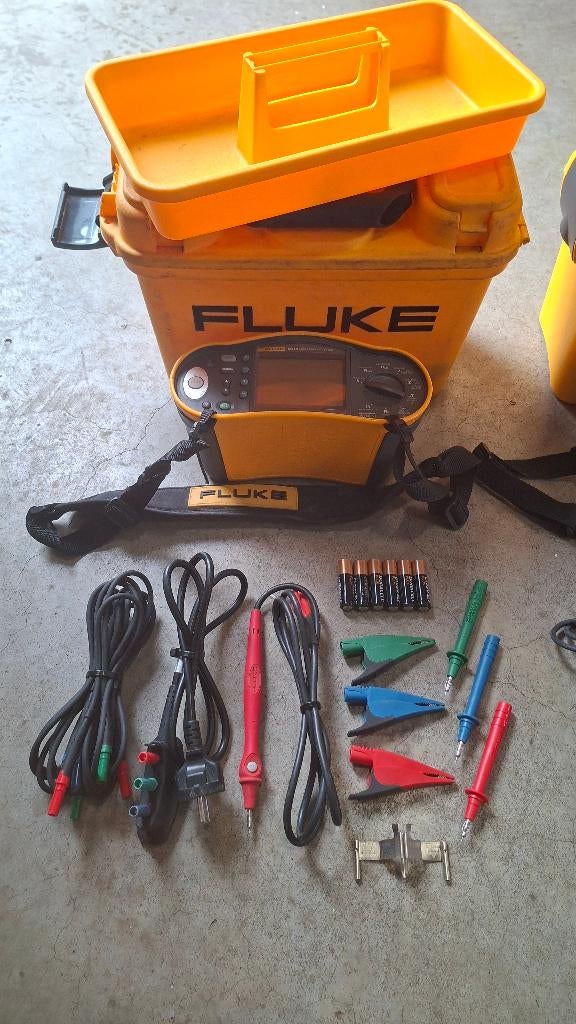 Fluke 1654B, 1663 installatietester en 322 Clampmeter, ., Ophalen of Verzenden, Zo goed als nieuw, .