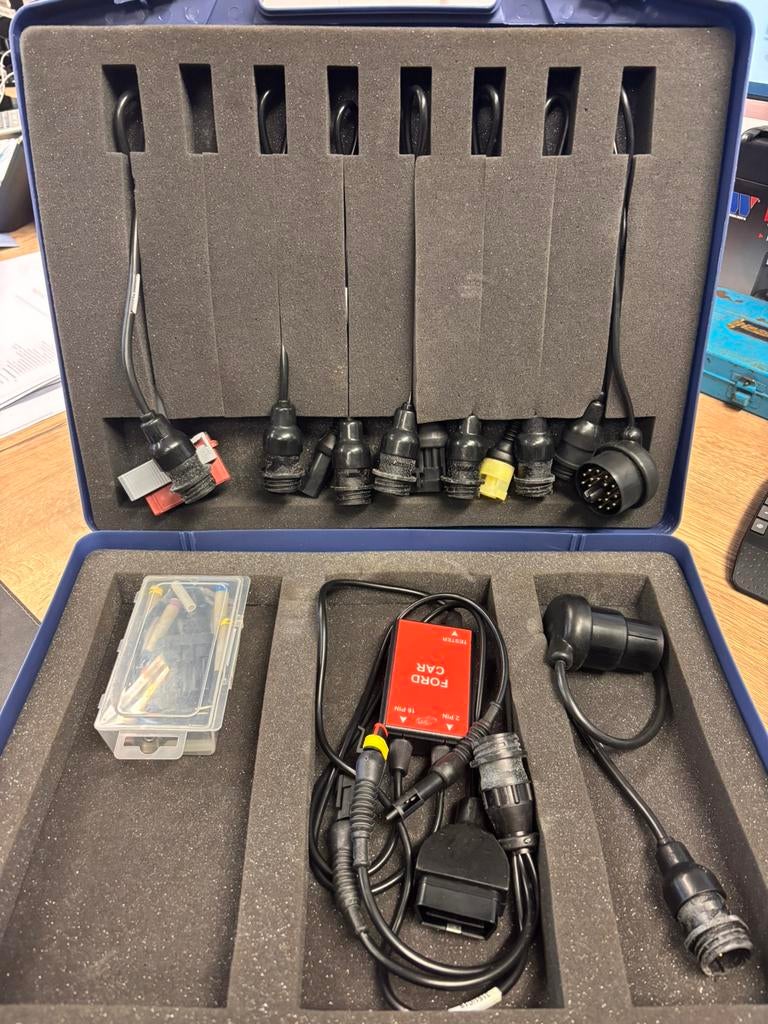 TEXA Ford OBD Diagnosekabelset – 9 kabels, Ophalen of Verzenden, Zo goed als nieuw
