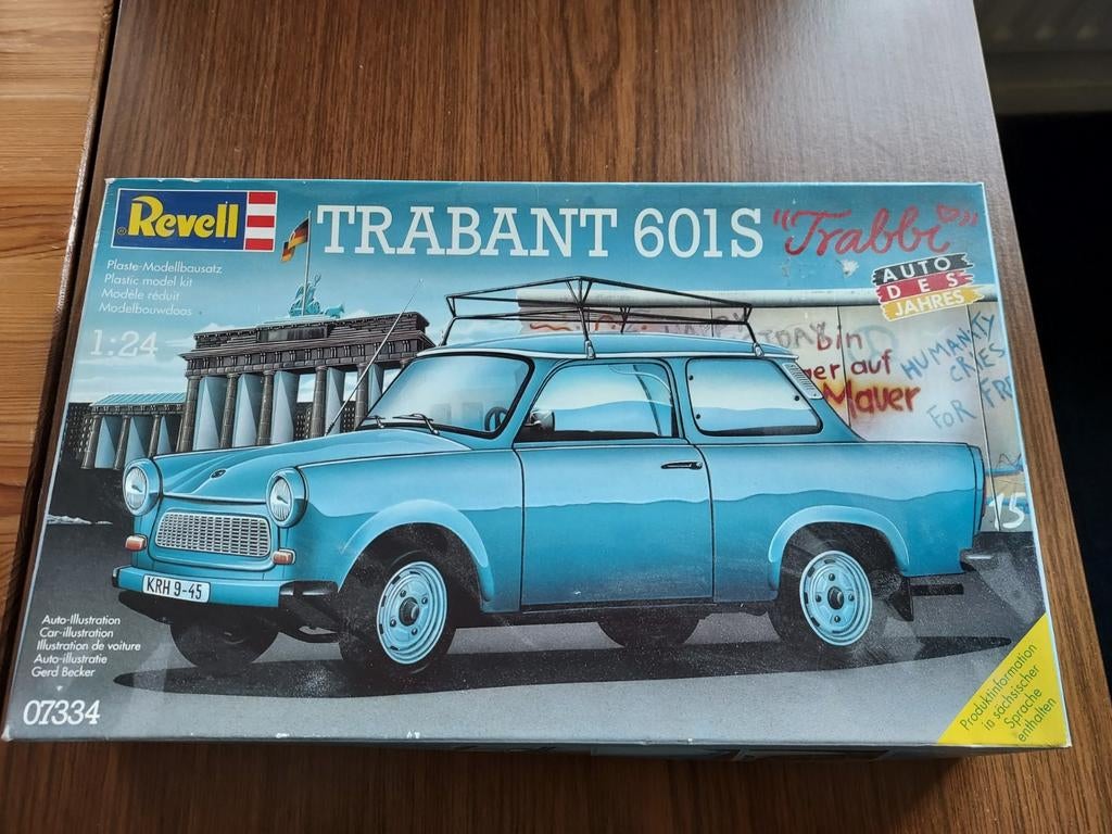 Trabant 601S (Revell) Schaal 1/24., 1:50 of kleiner, Auto, Revell, Nieuw