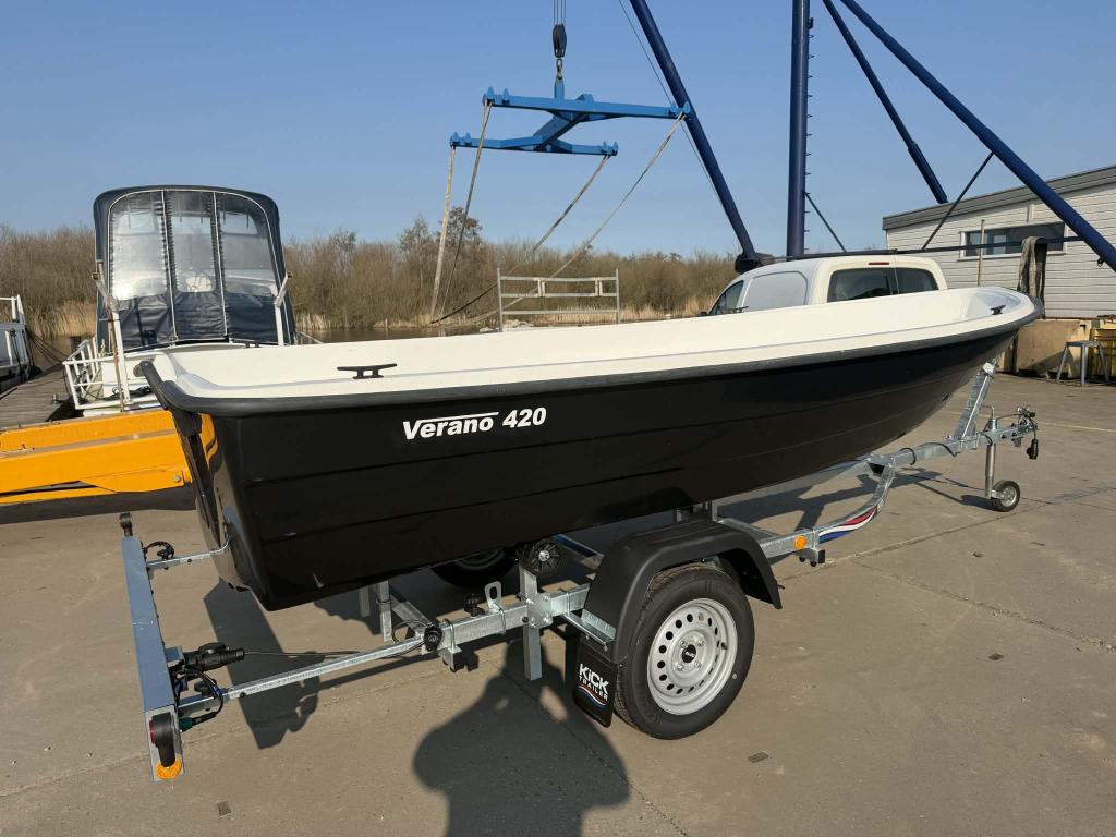 Verano 420 * (bj 2026), Watersport en Boten, Vis- en Consoleboten, Nieuw, Polyester, Overige brandstoffen, 3 tot 6 meter