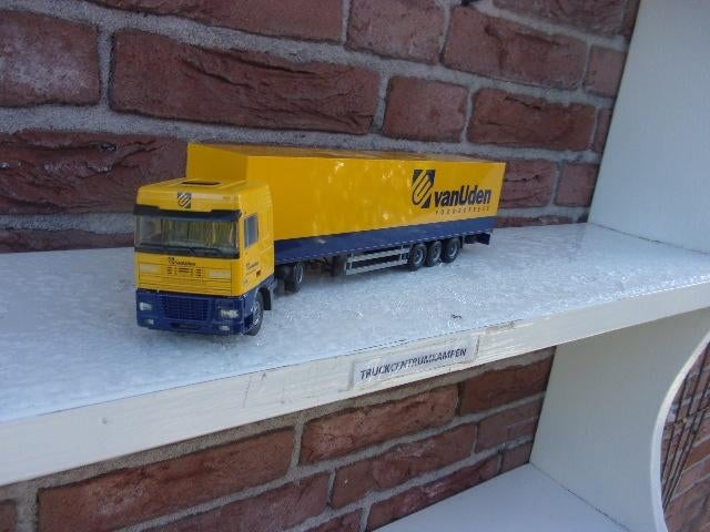 Tekno  Daf  95  met  oplegger  van  Uden., Ophalen of Verzenden, Zo goed als nieuw, Bus of Vrachtwagen, Tekno