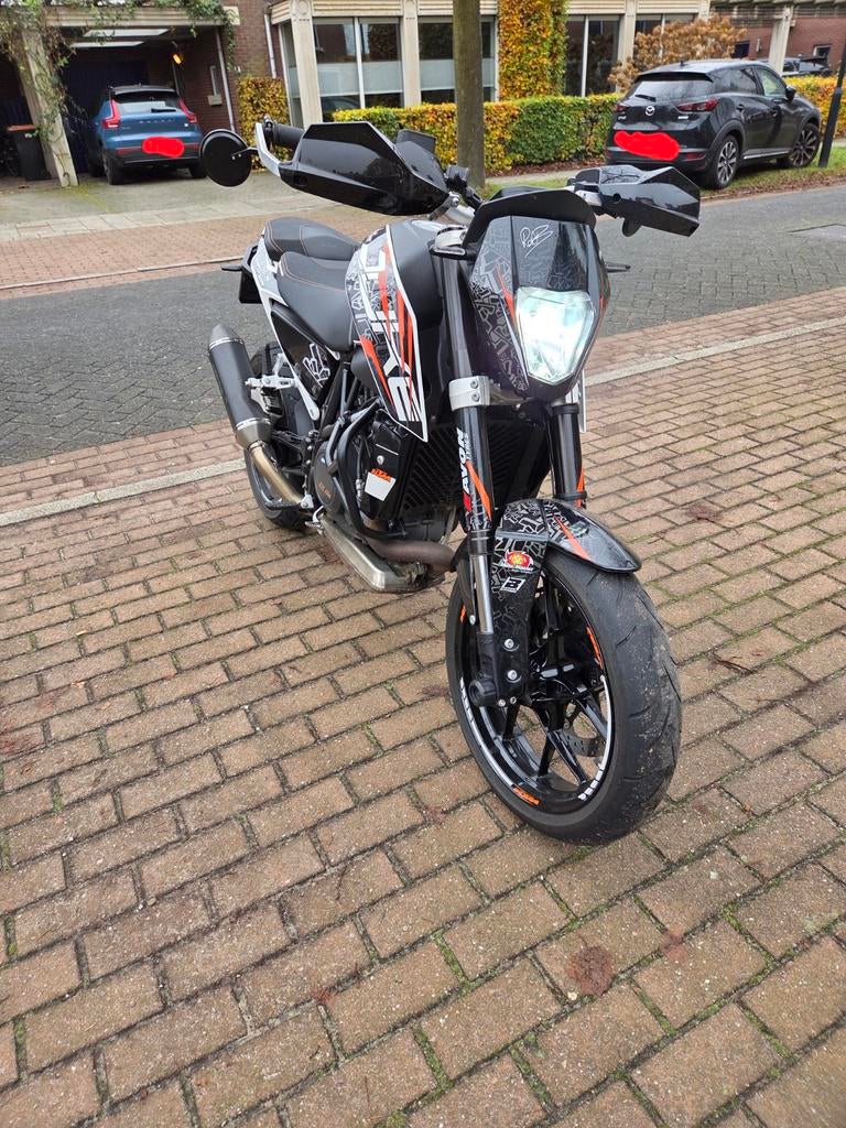 Ktm duke 690 2017 met lage km stand. MOET NU WEG!, Ophalen of Verzenden, Zo goed als nieuw, Overige modellen