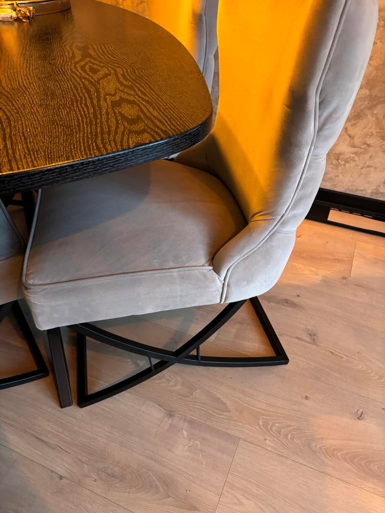 Eetkamer stoelen 4x richmond style, Minder dan 75 cm, Ophalen of Verzenden, Zo goed als nieuw, Stof