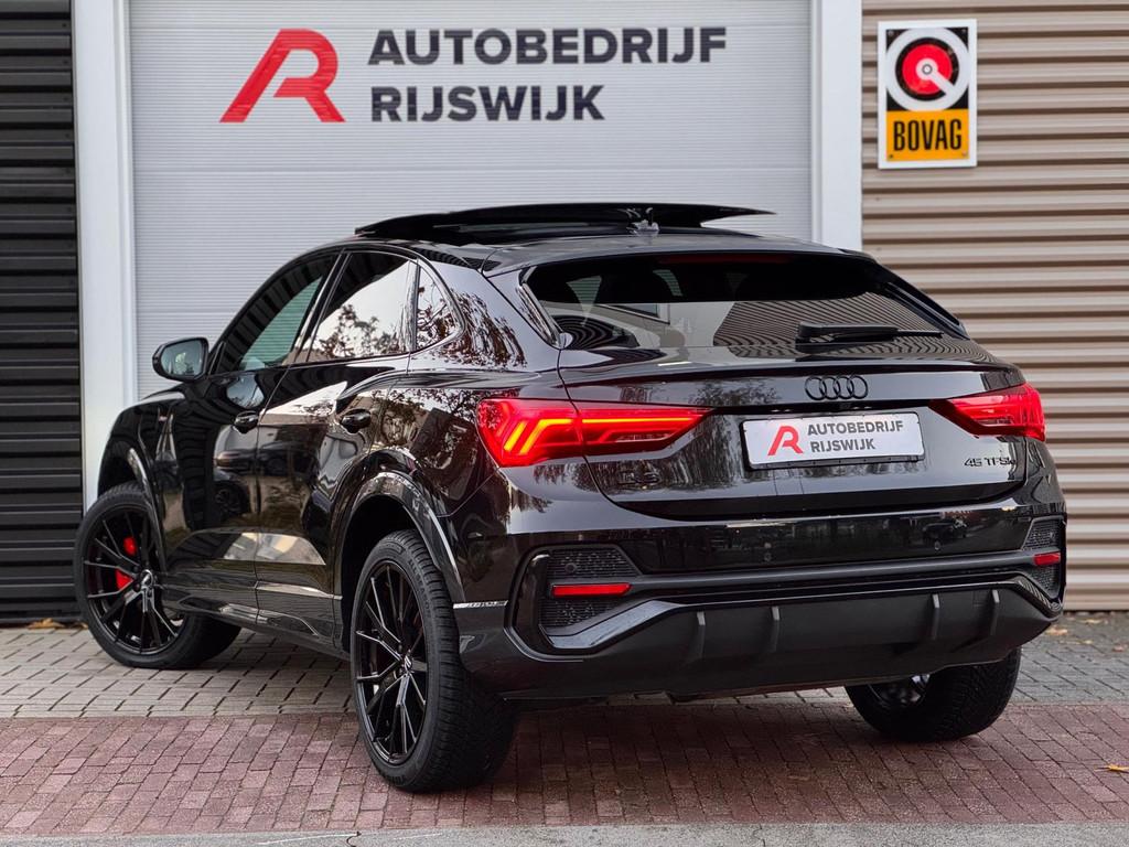 Audi Q3 Sportback 45 TFSI e S Edition Pano/Matrix/Blindspot/, 12 maanden, Gebruikt, Euro 6, Alcantara