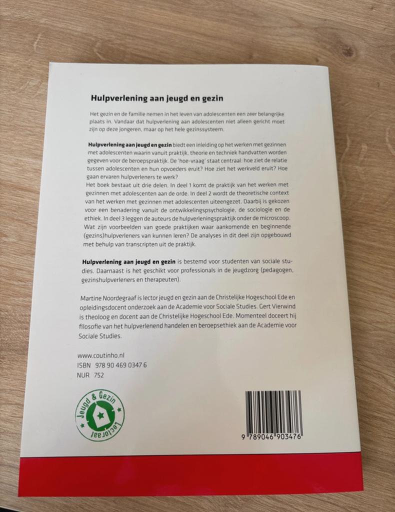 Hulpverlening aan jeugd en gezin - Systeemgericht werken, Ophalen of Verzenden, Gelezen