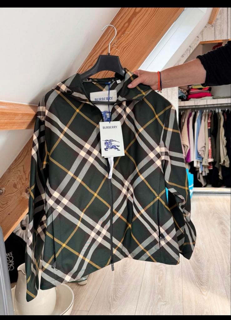 Burberry dames jas - Nieuw met prijskaartje - Maat S, Ophalen of Verzenden, Nieuw, Maat 36 (S), Groen
