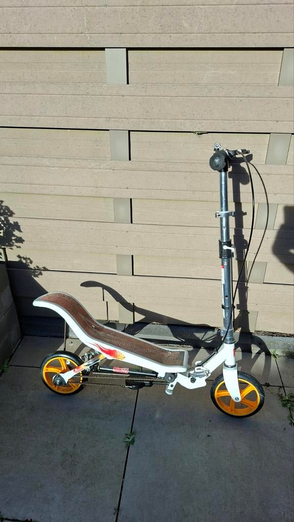 Space Scooter Wit/Oranje - Uitstekende staat, Ophalen of Verzenden, Zo goed als nieuw, Gewone step, Space Scooter