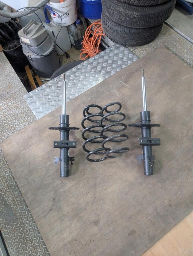 Schokdempers en veren T5 / T6 set prijs, Ophalen