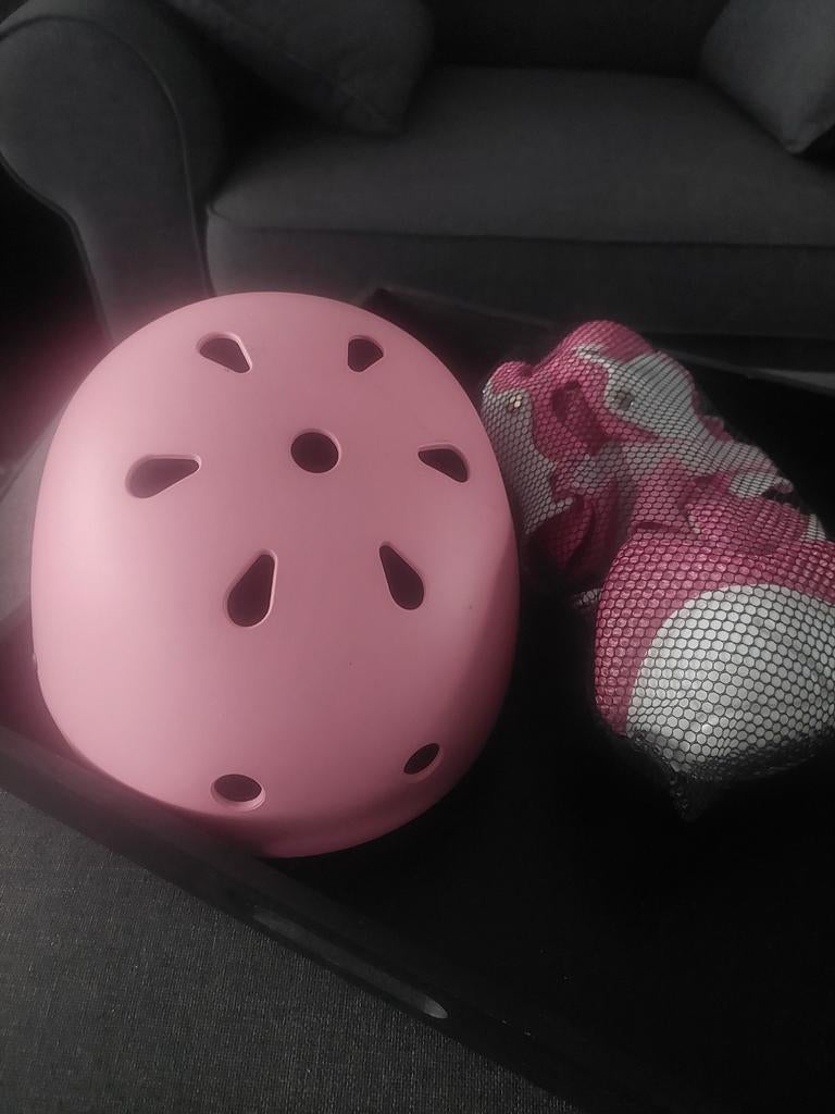 Roze helm en beschermers set, maat S, Ophalen of Verzenden, Zo goed als nieuw