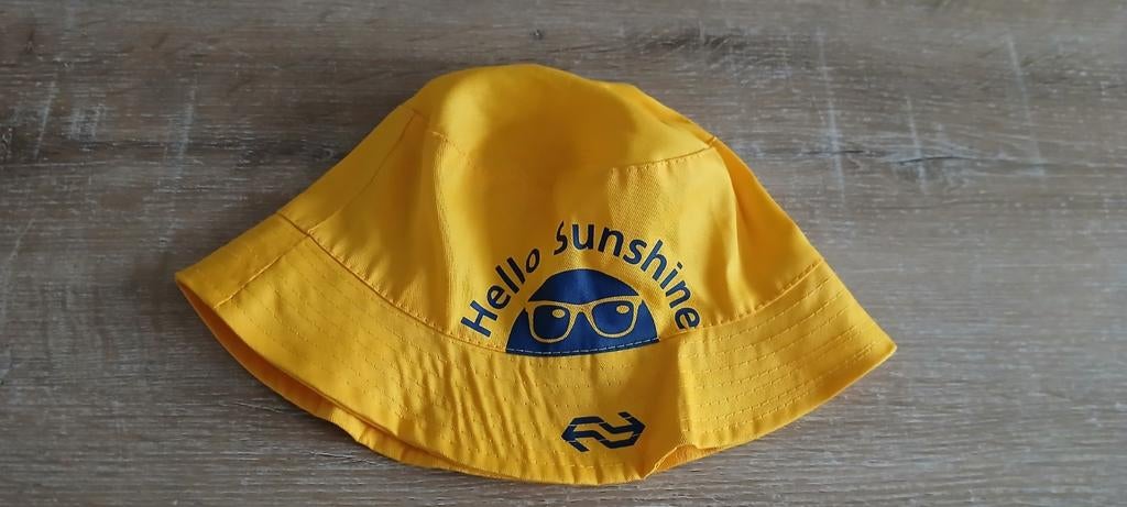 NS hoed Gele Bucket Hat "Hello Sunshine" trein verzameling, Ophalen of Verzenden, Nieuw, Trein, Overige typen