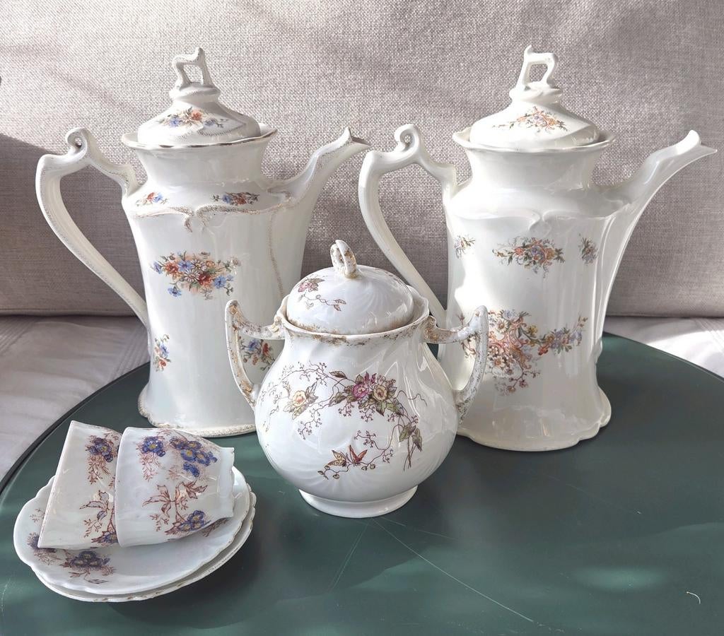 Lieflijke serviesdelen: Mosa en Societe Maastricht, Antiek en Kunst, Antiek | Servies los, Ophalen of Verzenden