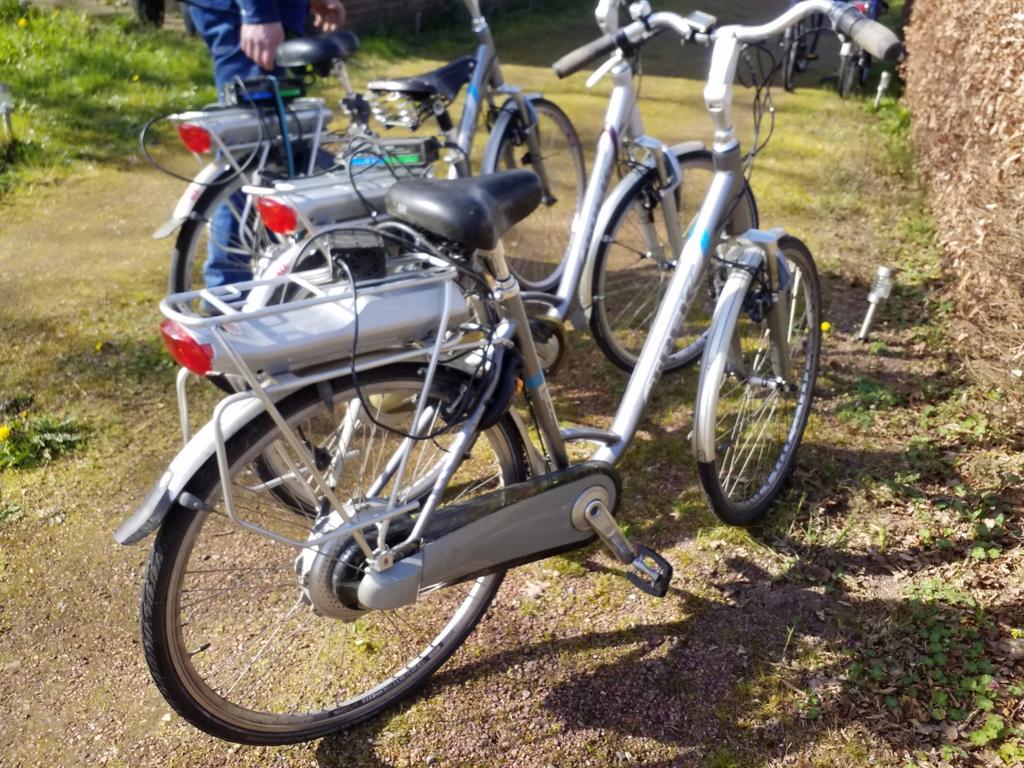 3 elektrische fietsen, merk Trek, alleen in 1 koop, €400, Ophalen, Gebruikt, Overige merken
