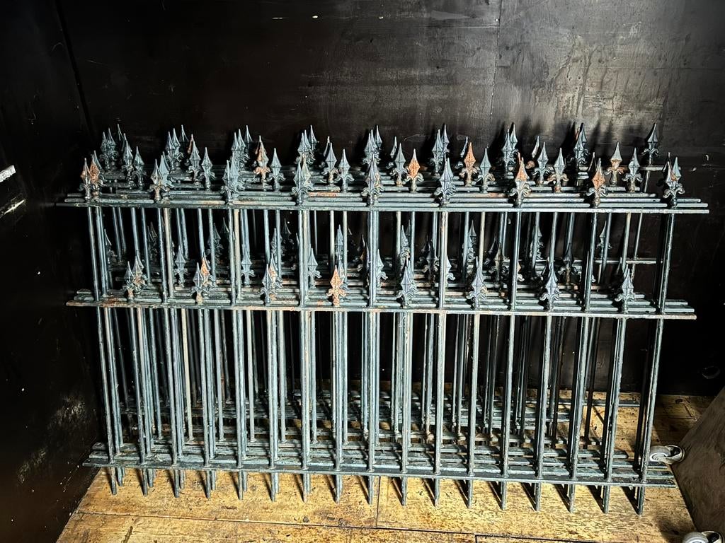 Gietijzeren hekwerk, 14 tot 15 meter, Ophalen, Gebruikt, IJzer, Sierhekwerk