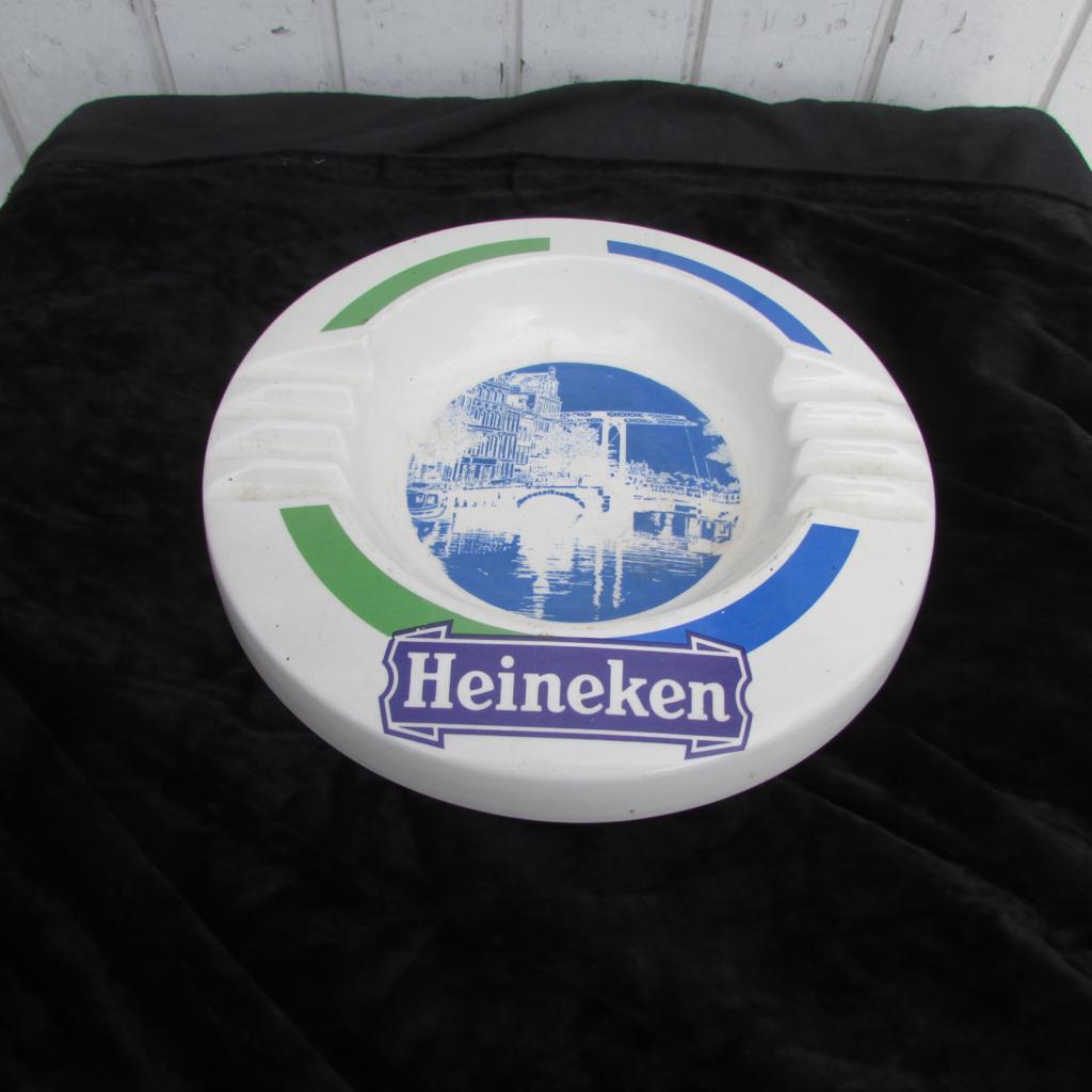 Oude Heineken asbak van aardewerk, Verzamelen, Ophalen of Verzenden, Zo goed als nieuw, Overige typen, Heineken