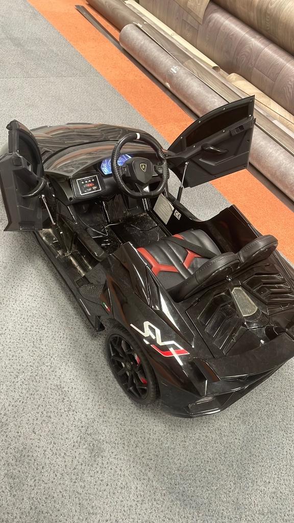Kinderauto Lamborghini aventador svj zitauto kinder auto, Ophalen, Gebruikt