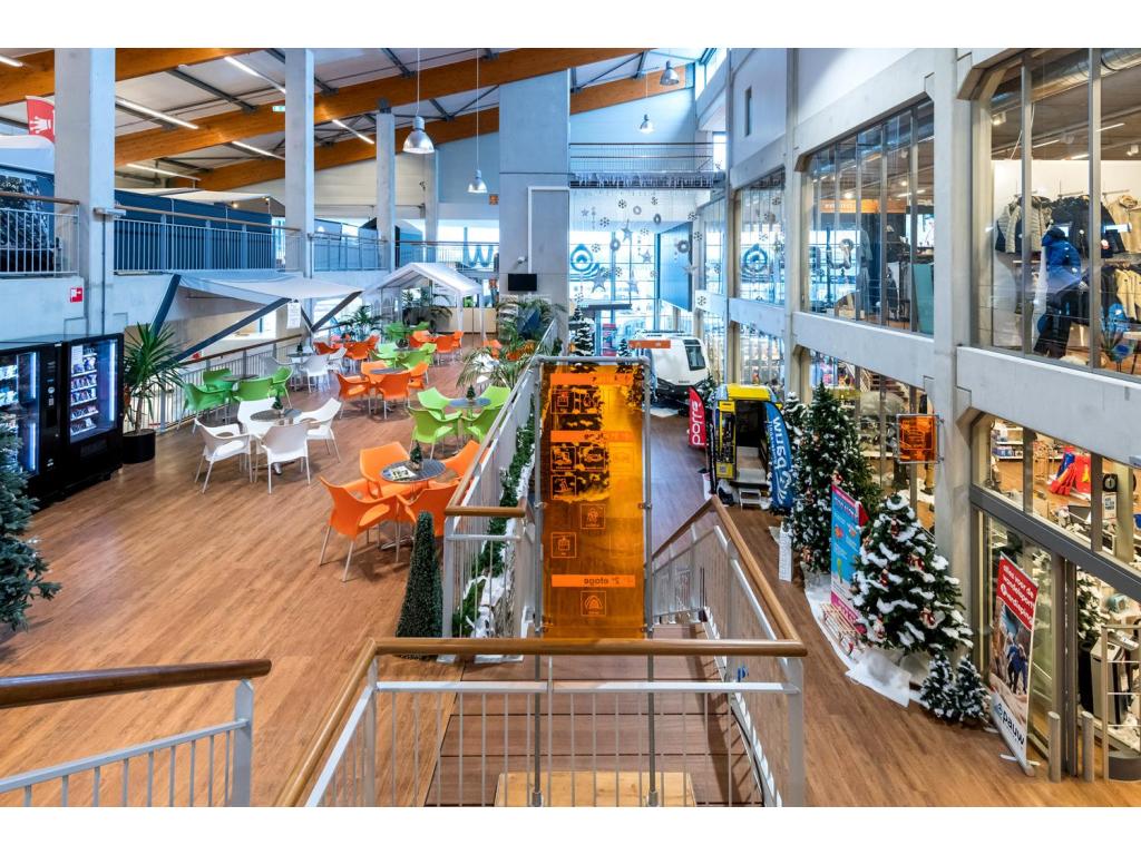 Knaus Sudwind 500 FU; Thule 6300, fietsenrek, mover, Rondzit, Bedrijf, Overige typen, Knaus