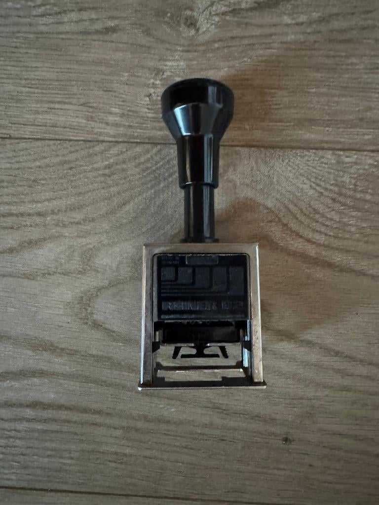 Reiner numeroteur B2, Ophalen of Verzenden, Gebruikt, EZ-mounted stempel