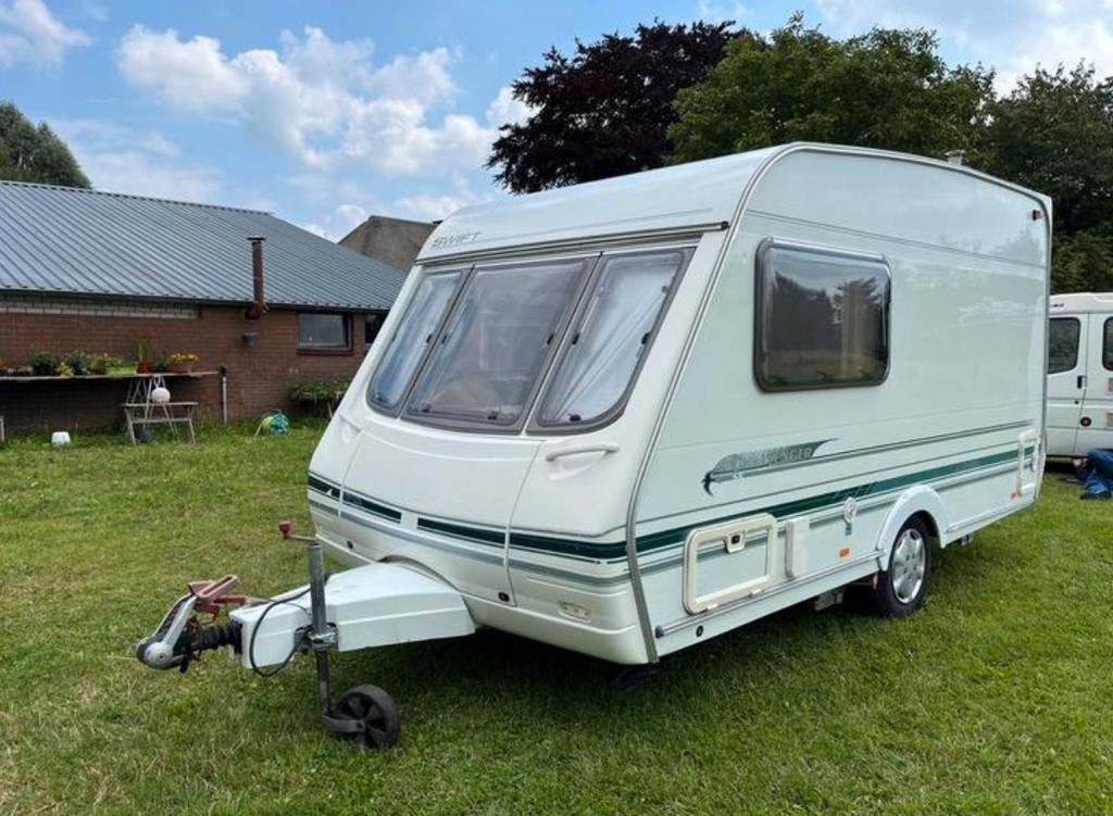 Swift 390. BJ 2000.(EVENTUEEL MET (HUUR)STALLINGS PLAATS !), Caravans en Kamperen, Caravans, Tot en met 2, Particulier, Mover