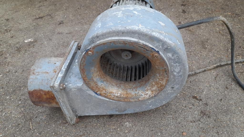 Robuuste Dietz Slakkenhuis Ventilator - Krachtige Afzuiging, Doe-het-zelf en Verbouw, Ventilatie en Afzuiging, Gebruikt, Ventilator