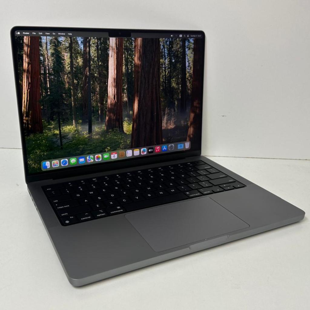 Apple Macbook Pro 14 Inch 2021 | M1 Pro | 16GB | 512GB, Apple, Gebruikt, Support@apple.com, One Apple Park Way
Cupertino, CA 95014
United States