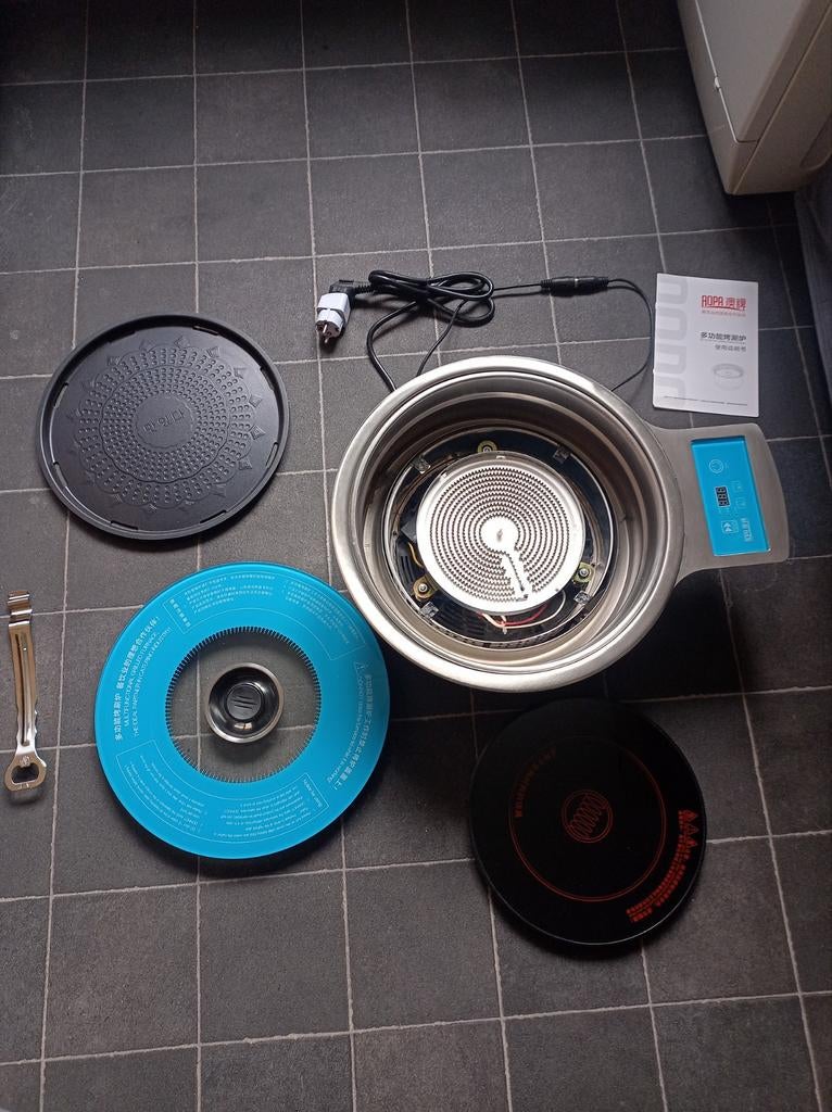 Multifunctionele BBQ & Shabu Shabu Pan - Nieuw in doos, Minder dan 1 liter, Ophalen of Verzenden, Nieuw, Uitneembare binnenpan