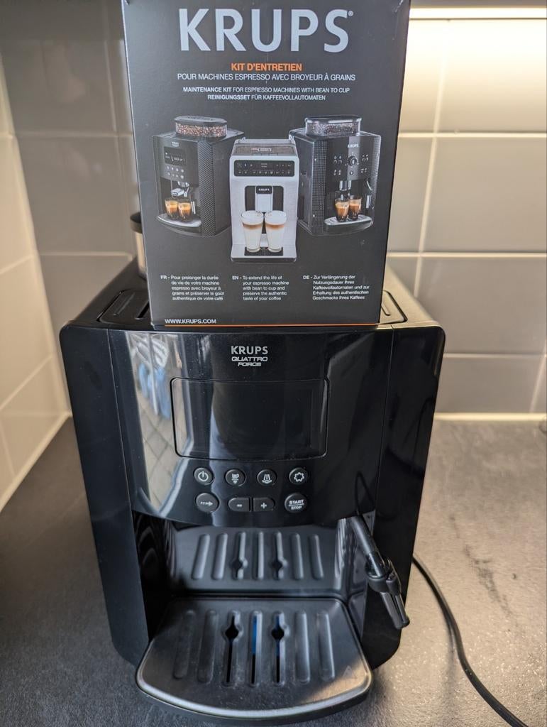 KRUPS EA8150 Volautomatische koffiemachine, Gebruikt, Koffiemachine, Koffiebonen, Ophalen