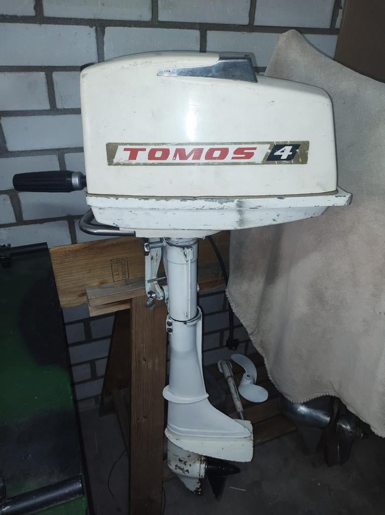 Tomos buitenboordmotor, Hobby en Vrije tijd, Ophalen of Verzenden, Gebruikt