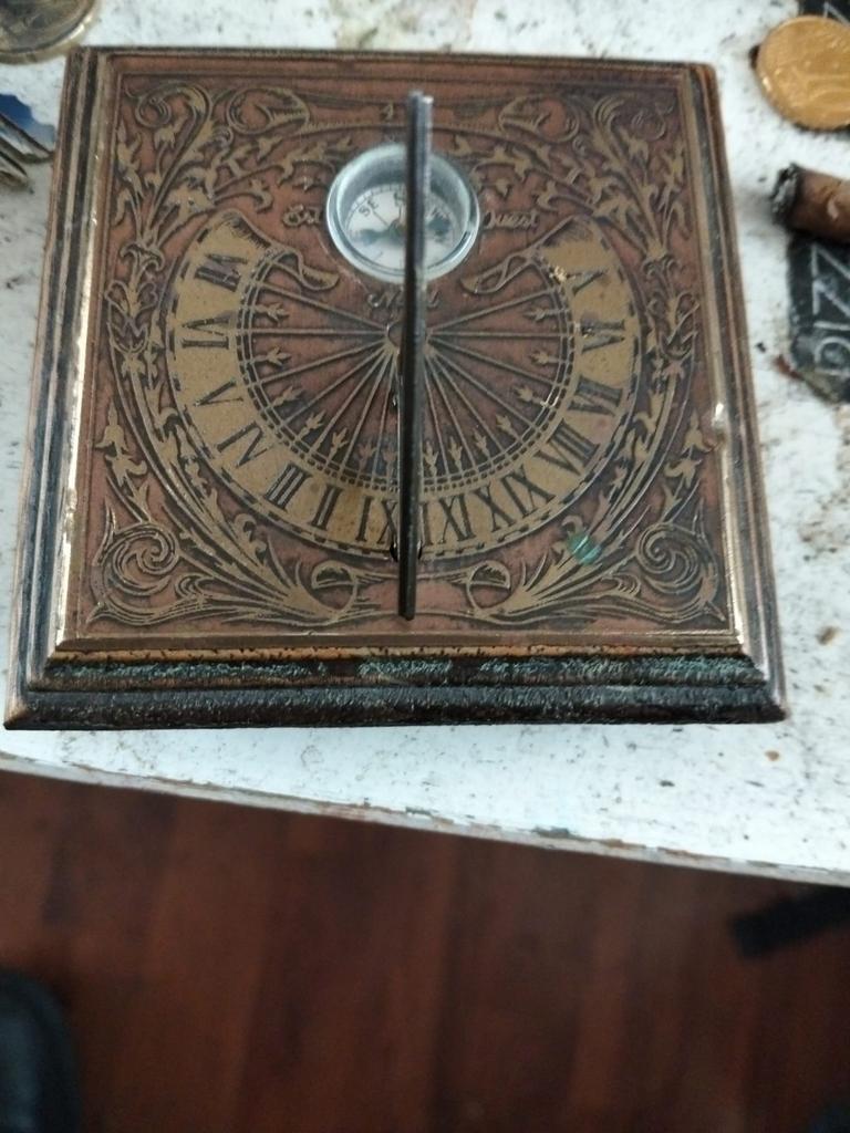 Klok: cadran solaire., Ophalen of Verzenden