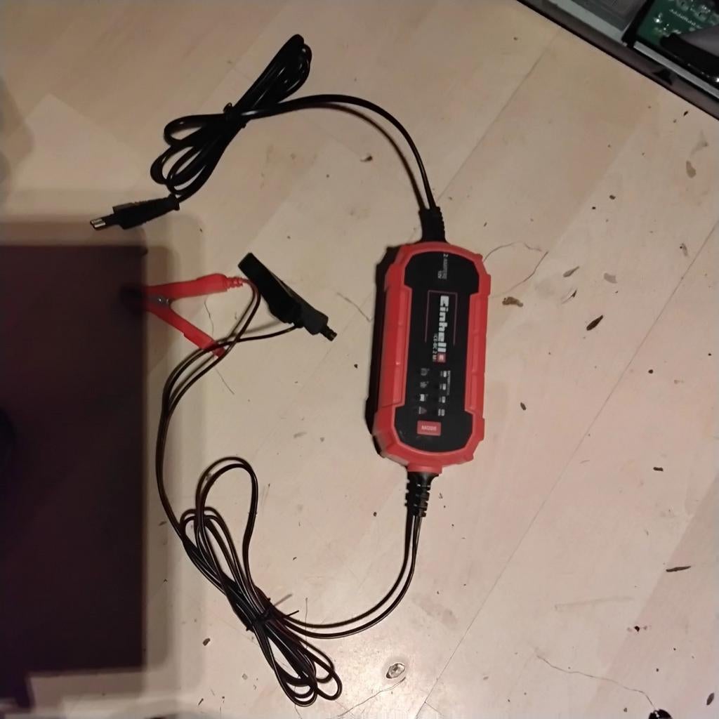 Accu Lader - Einhell CE-BC 2 M, Ophalen of Verzenden, Nieuw, Universele onderdelen