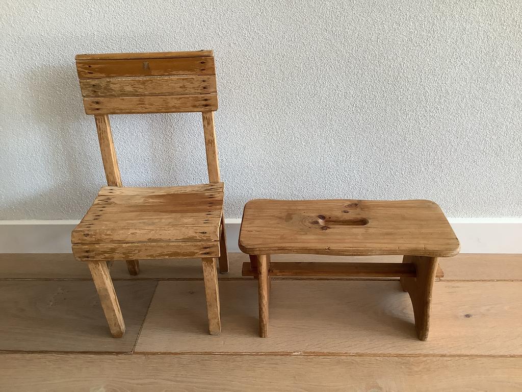 Retro houten tafeltjes: bankje en stoeltje, Ophalen of Verzenden