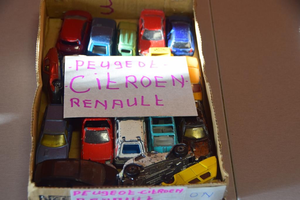 3 inch peugeot citroen renault - hotwheels - opruiming, Ophalen of Verzenden, Nieuw, Auto