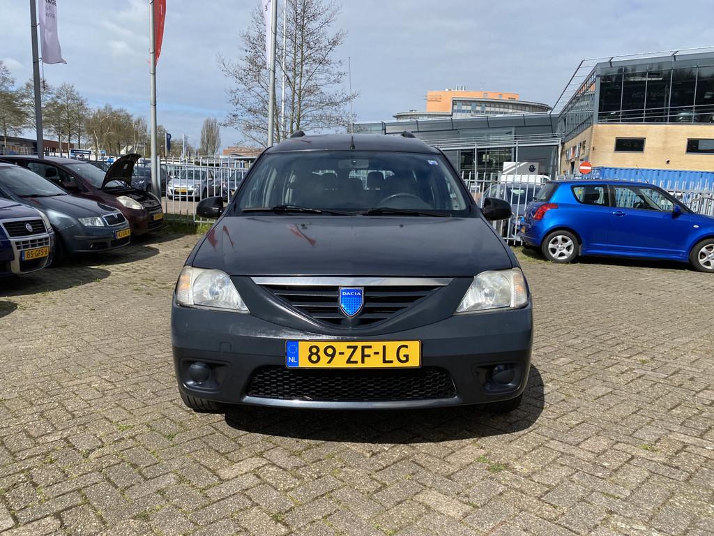 Dacia Logan MCV 1.6 Ambiance 7 Persoons,APK 10-01-2027,Airco, Auto's, Metallic lak, Stof, 4 cilinders, 635 kg