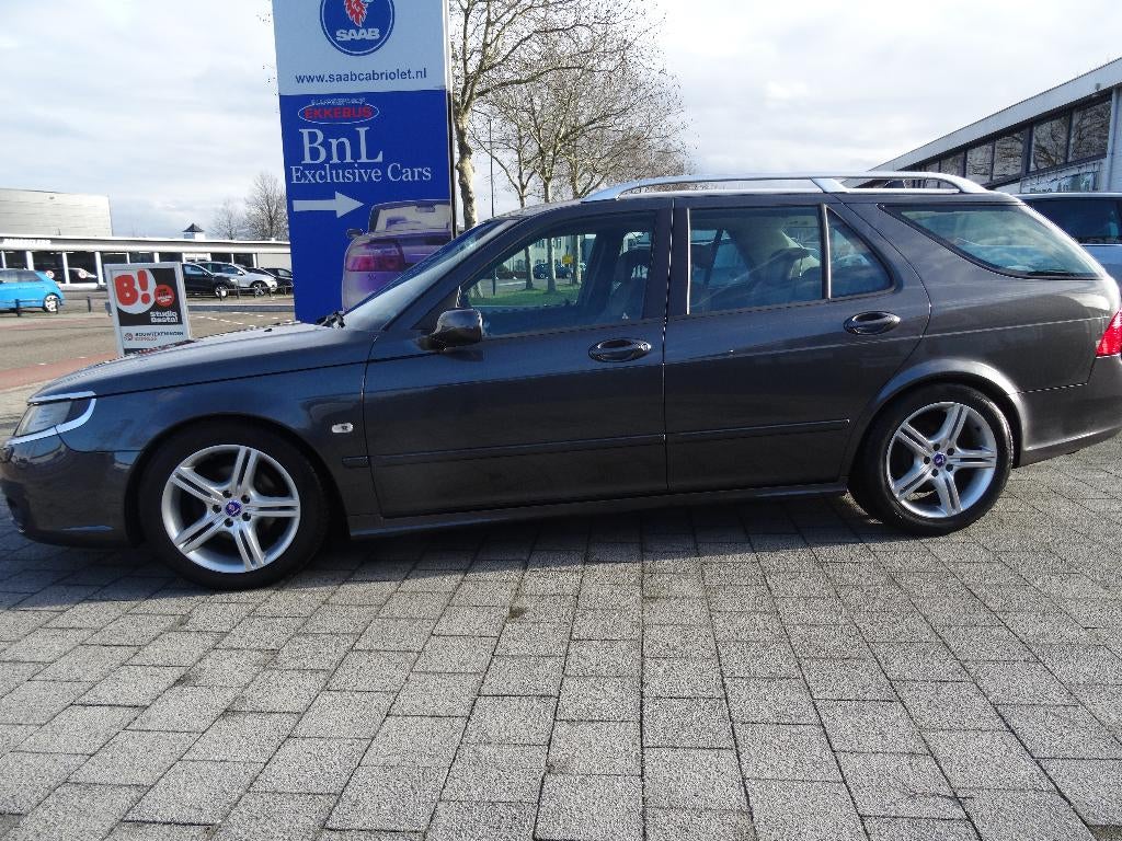 Saab 9-5 2.0 T Biopower Sport Estate AUT 2008 Grijs, Auto's, Saab, 1800 kg, Particulier, 93 €/maand, 149 pk