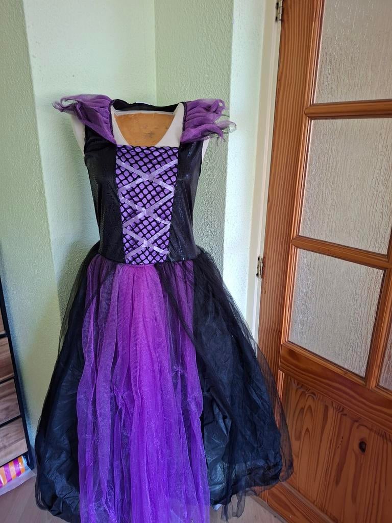 Elfia Jurk Maat S - Paars/Zwart Fantasy Kostuum, Ophalen of Verzenden, Overige thema's, Kleding, Maat 36 (S)