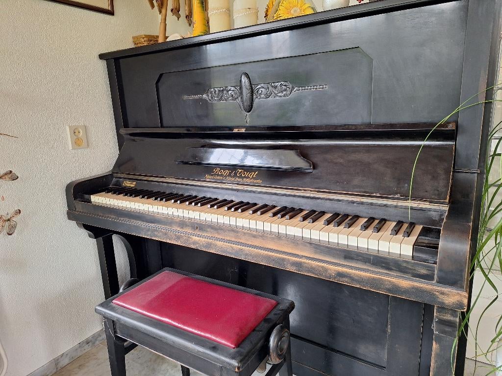 Klavier Bogs & Voigt, zwart met ivoren toetsen., Muziek en Instrumenten, Ophalen, Gebruikt, Klassiek, Overige soorten