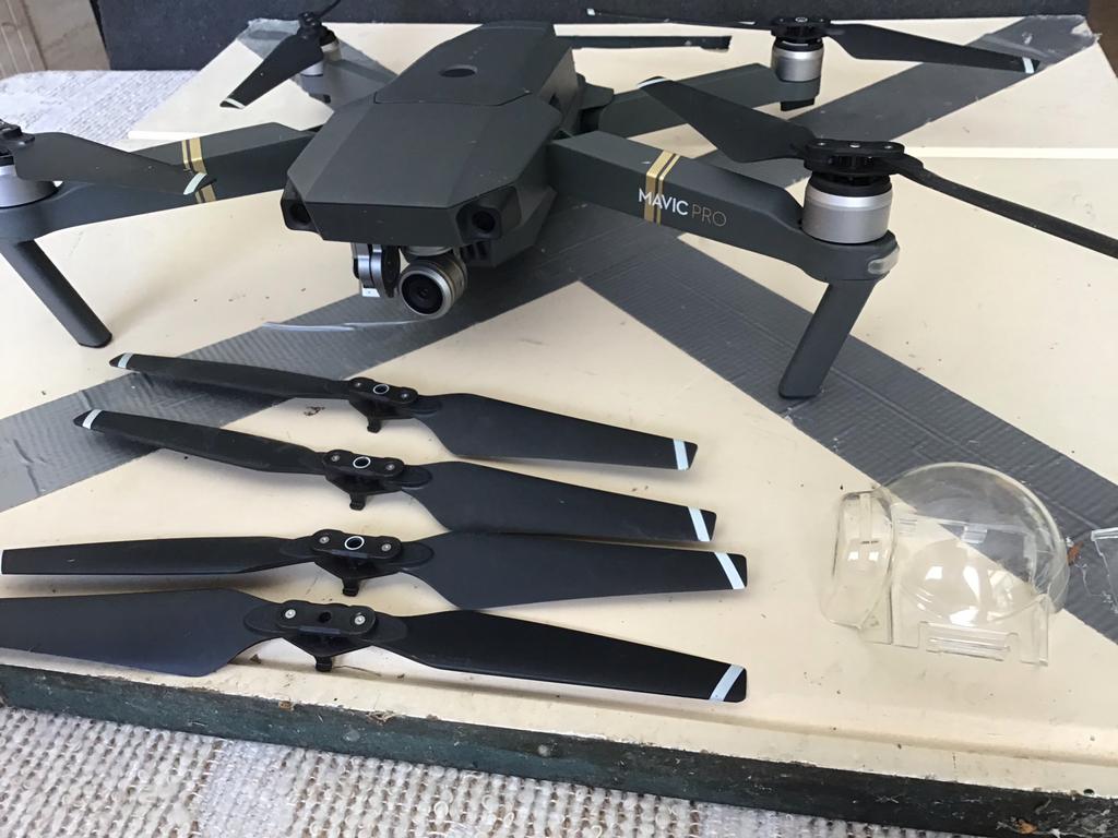 DJI Mavic Pro met 3 accu's en accessoires, Gebruikt, Cameradrone, Extra accu('s), 5 tot 10 kilometer