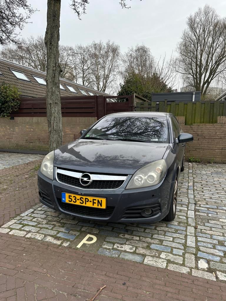 Opel Vectra 1.8 16V GTS Easytronic 2006 Grijs, Auto's, 4 cilinders, 1796 cc, Vectra, Particulier