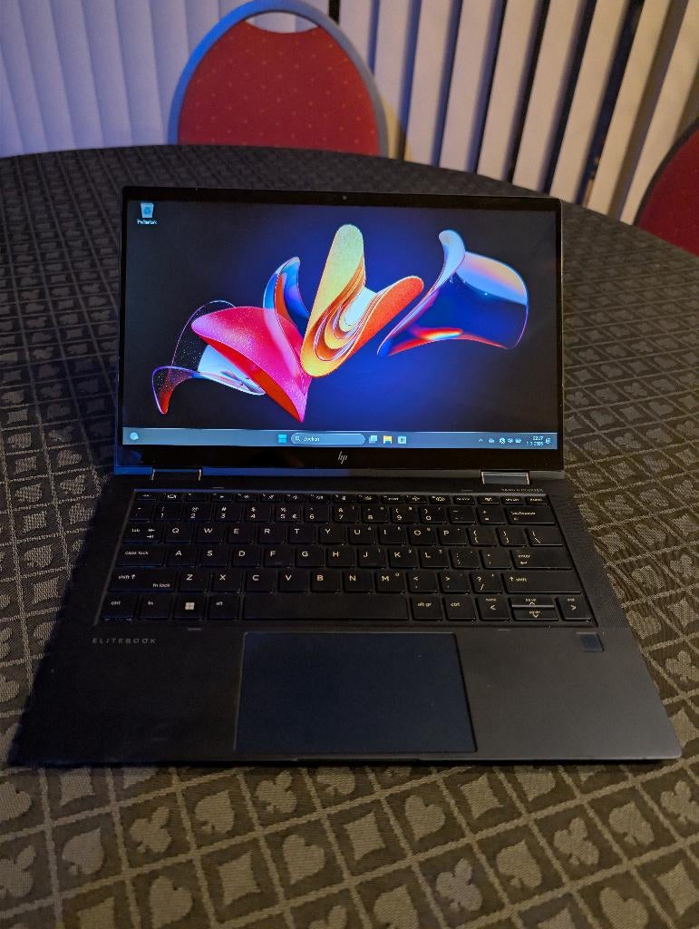 HP Elite Dragonfly G2 2-in-1 laptop, 2 tot 3 Ghz, Qwerty, 8 GB, 13 inch