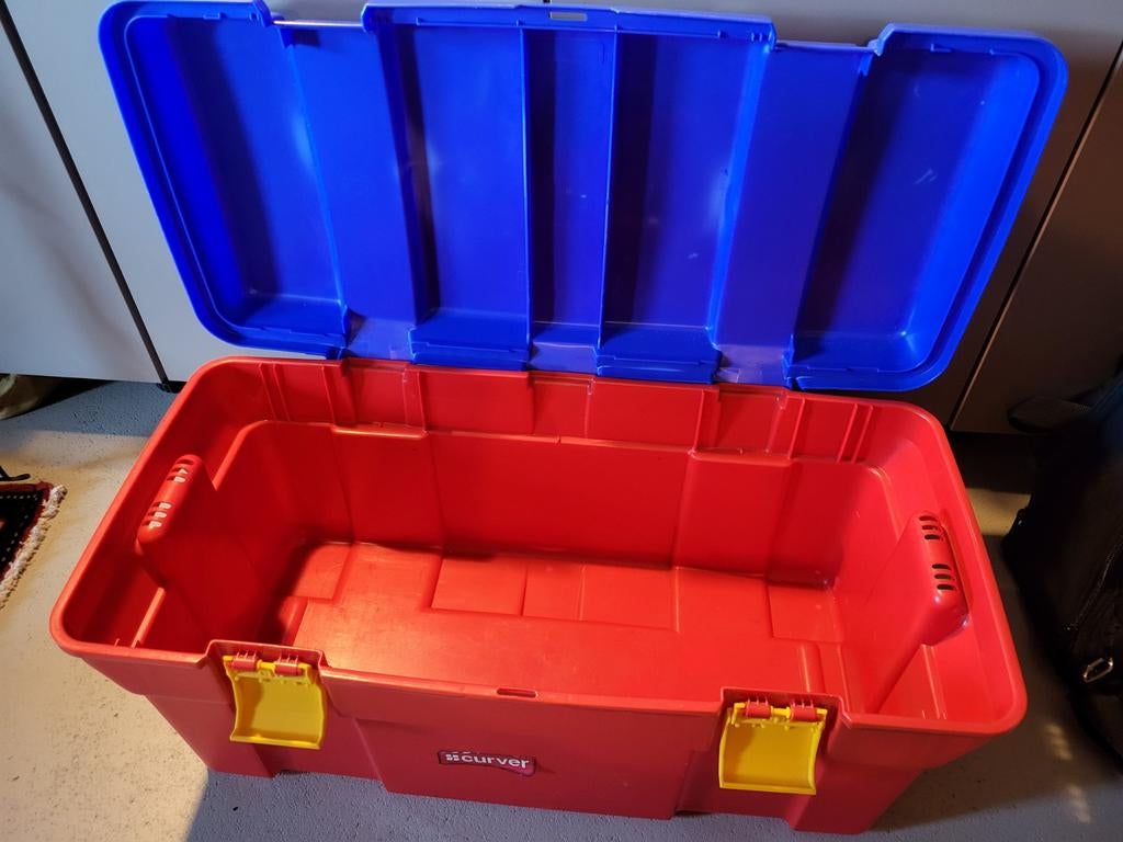 Curver Opbergbox Afsluitbaar, Ophalen