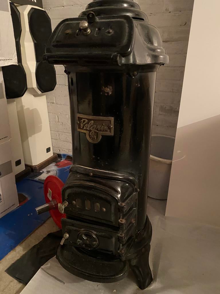Gietijzeren potkachel Pelgrim 25, Huis en Inrichting, Kachels, Ophalen, Potkachel, Gebruikt, Vrijstaand
