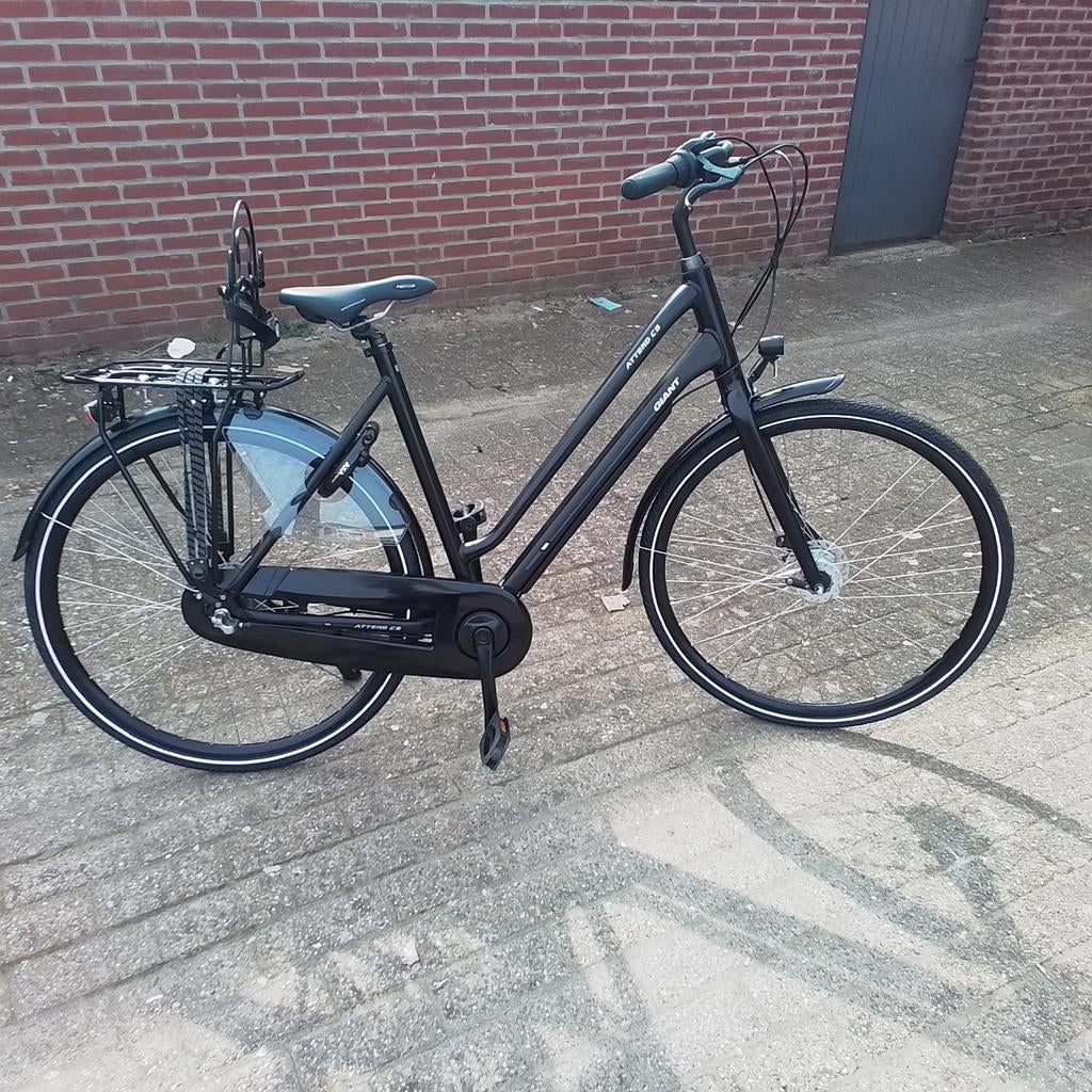 Giant Attend CS Damesfiets - Zo goed als nieuw, Fietsen en Brommers, Fietsen | Dames | Damesfietsen, Ophalen, Versnellingen, Giant