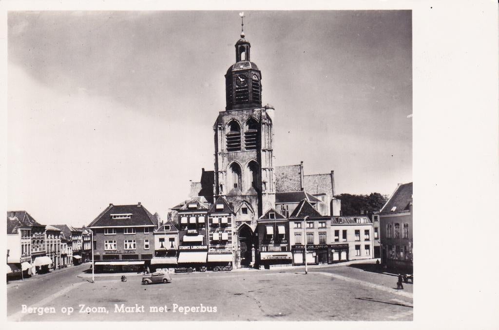 08967 Bergen op Zoom - Markt met Peperbus - 1951, Verzenden, 1940 tot 1960, Ongelopen, Noord-Brabant