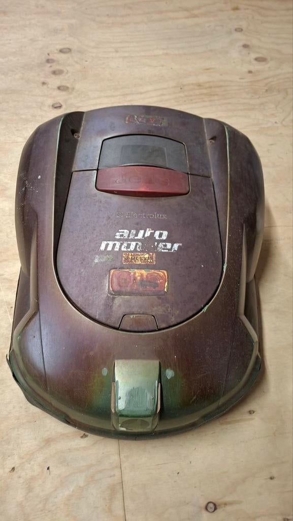 Husqvarna/Electrolux Automower Robotmaaier - 2004, Ophalen