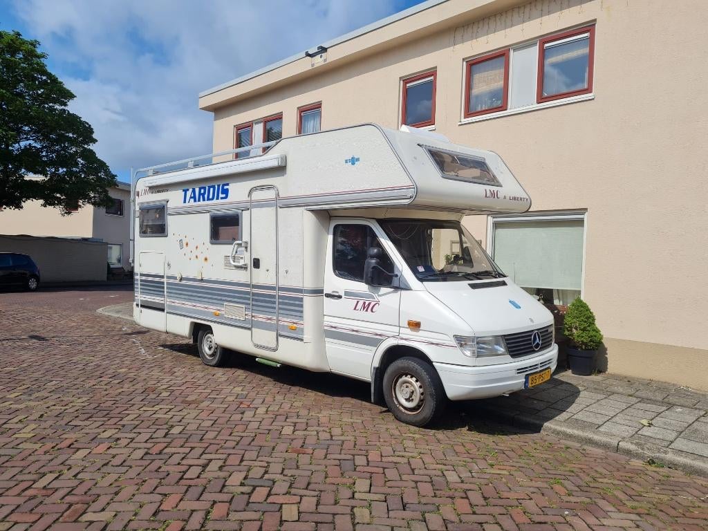 Mercedes 312D, 2.9 liter, 123PK (nieuwe APK), Achteruitrijcamera, Alkoof, Ringverwarming, Koelkast