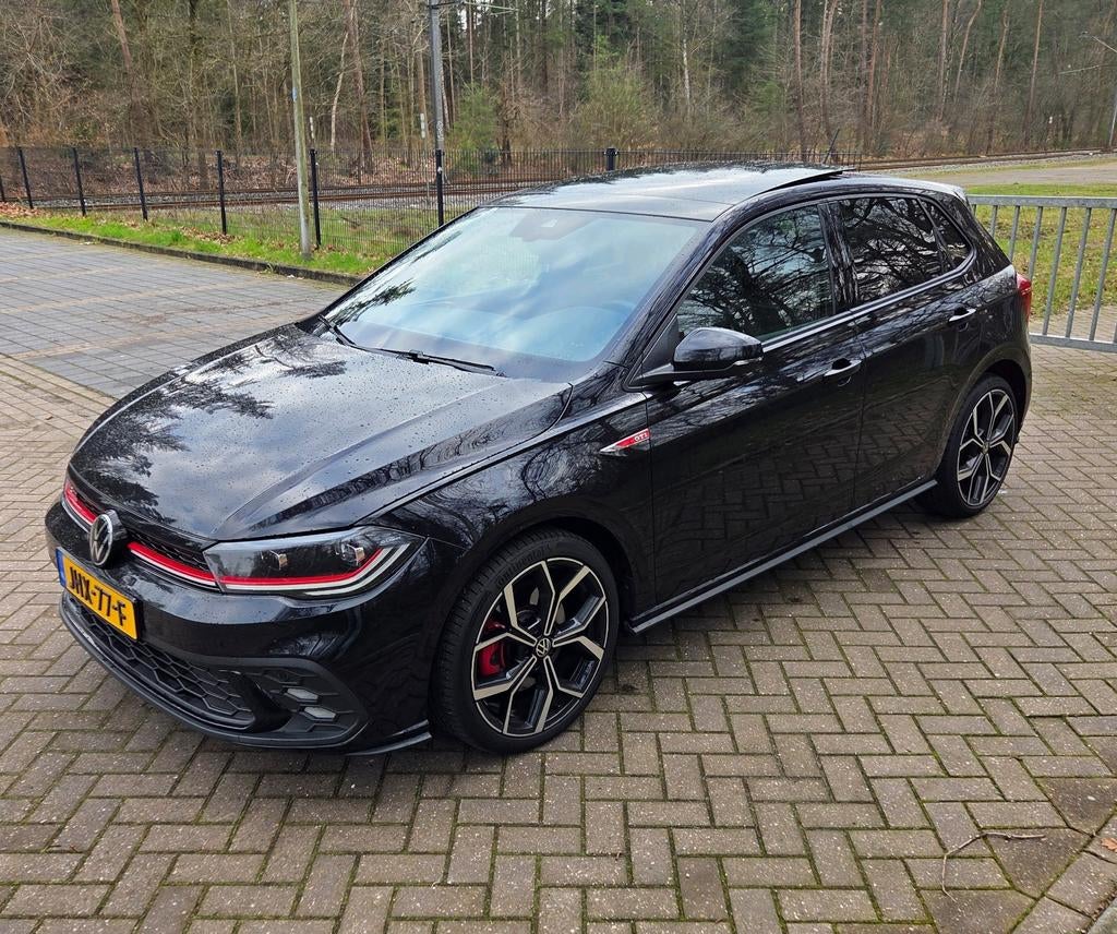 VW Polo 2.0 TSI GTI DSG|PANO|Beats|Camera|CC|Virtual|Keyless, 1272 kg, 15 km/l, 4 cilinders, 1984 cc