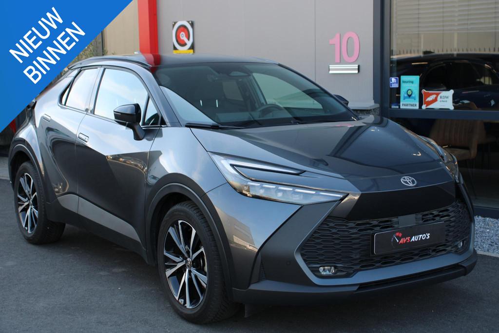 Toyota C-HR 1.8 Hybrid 140 Dynamic 2025, 12DKM, STOEL/STUUR, Stof, Gebruikt, Euro 6, Parkeersensor