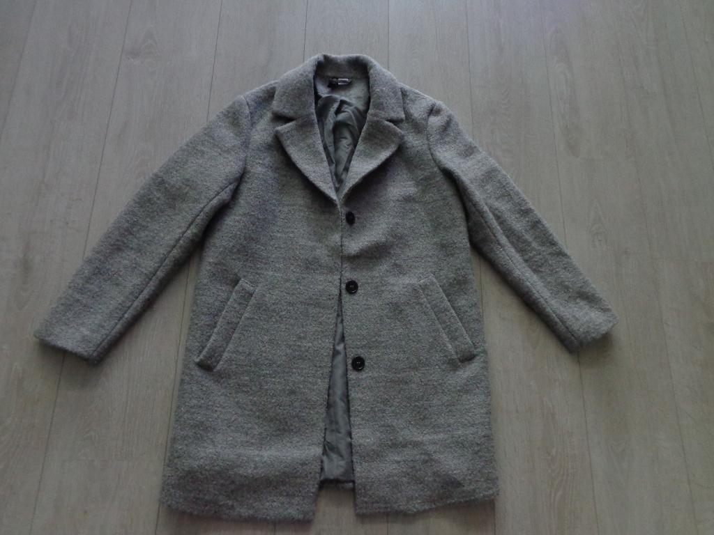 grijze gevoerde damesjas van Divided, maat S, Kleding | Dames, Ophalen of Verzenden, Zo goed als nieuw, Maat 36 (S), Grijs