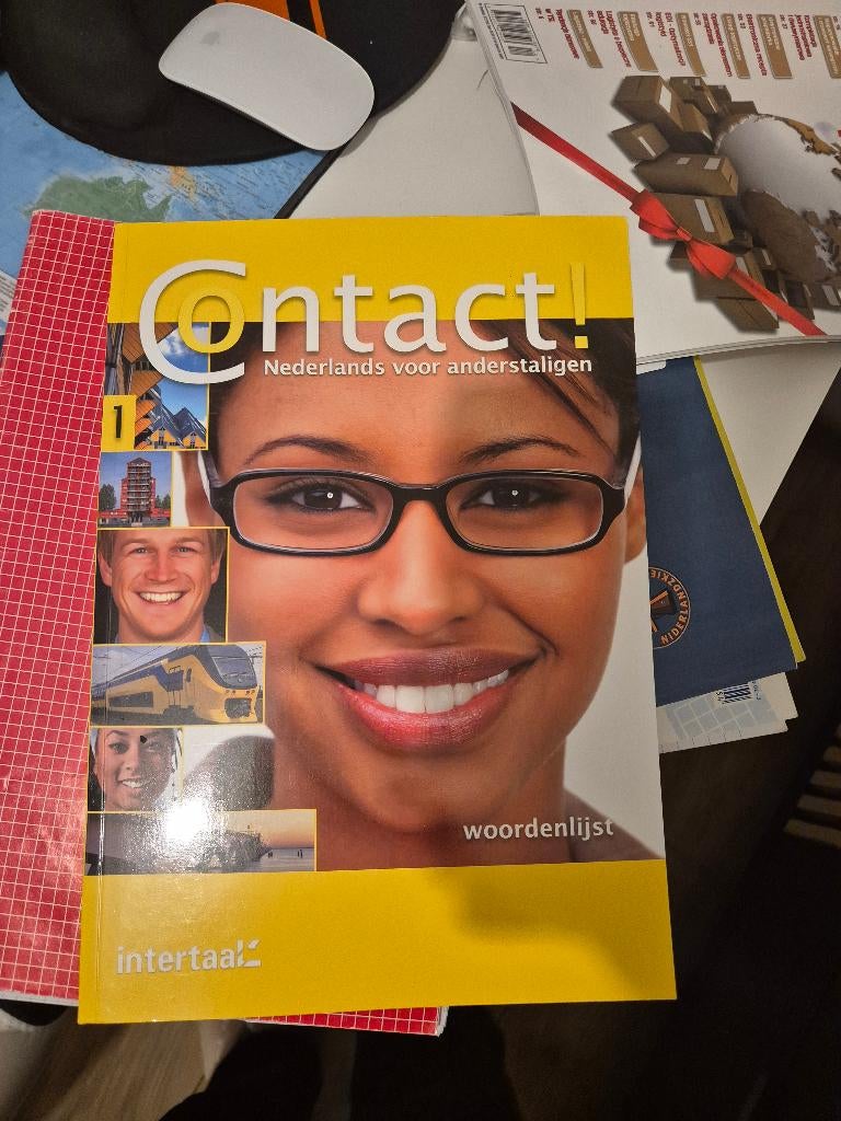 2x Studieboek, Set Contact nederlands voor anderstaligen, Boeken, Gelezen, Niet van toepassing, Ophalen of Verzenden, Alpha