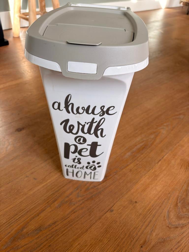 Voercontainer 10 liter, Ophalen of Verzenden